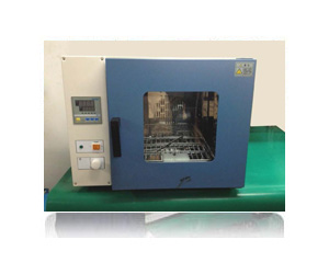 台式(shi)恒溫幹燥(zao)箱