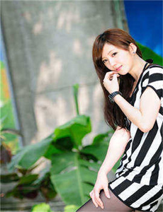 《欧美裸体照片》