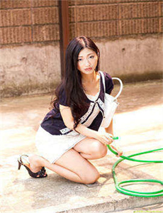 《日本女优裸体照》